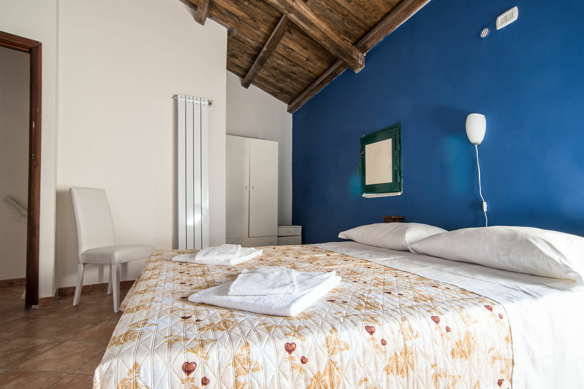 Otello Rooms คาตาเนีย ภายนอก รูปภาพ